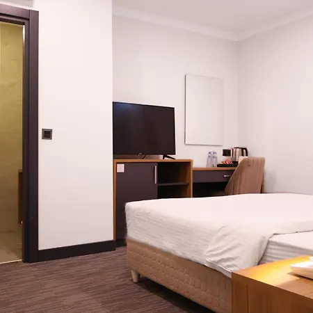 Home Plus Hotel Istanbul Exterior photo