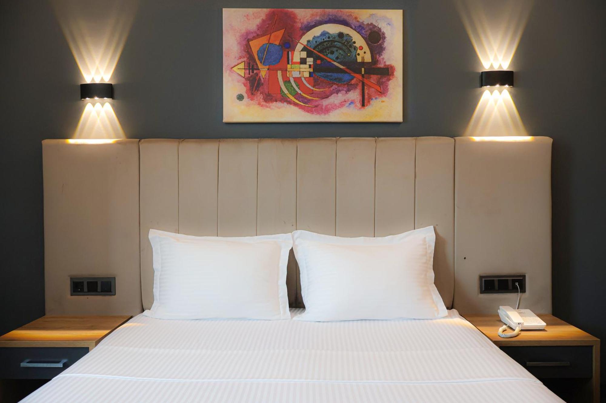 Hotel Home Plus Hotel 3*