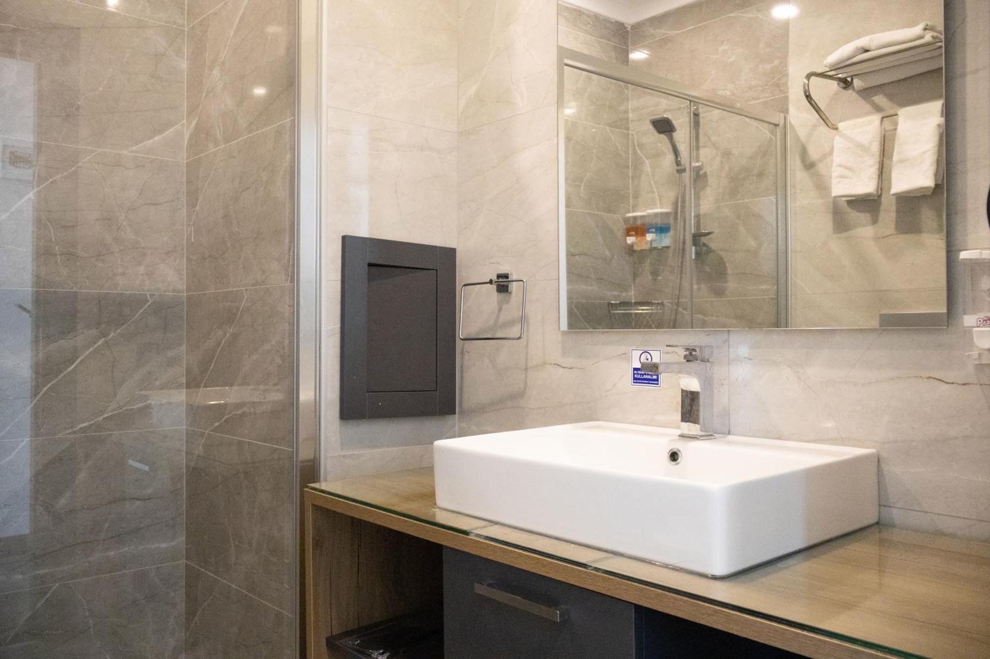 Home Plus Hotel Hotel 3*